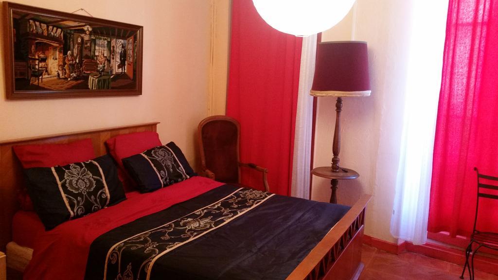 Hotel Des Allees Marseille Bilik gambar