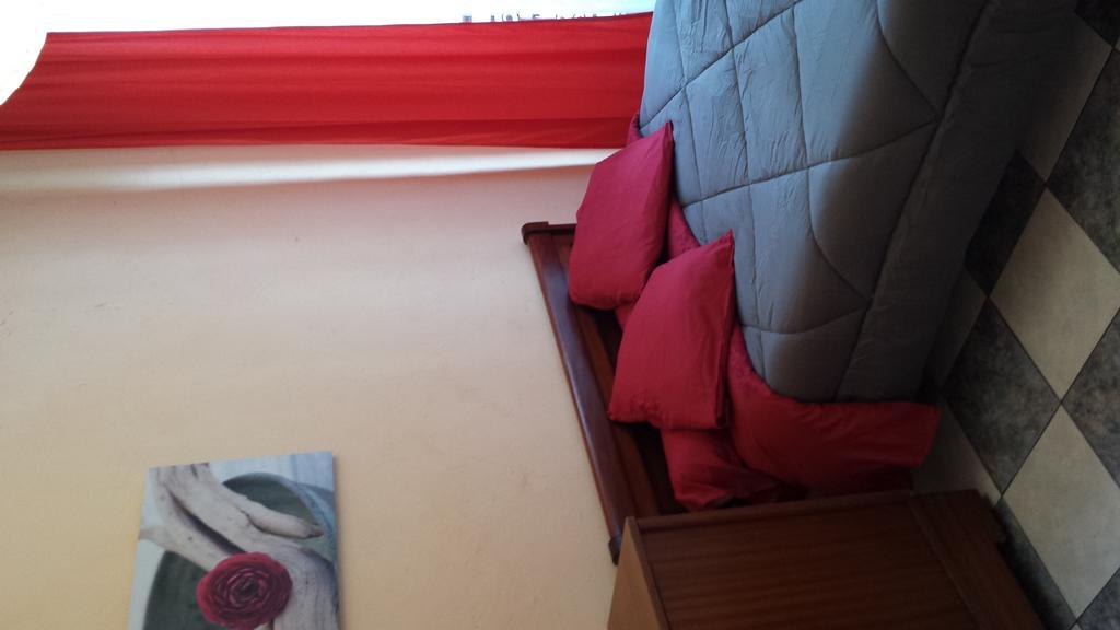 Hotel Des Allees Marseille Bilik gambar
